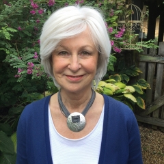 SUE BAKER KYLIE LT GREY MG_6357